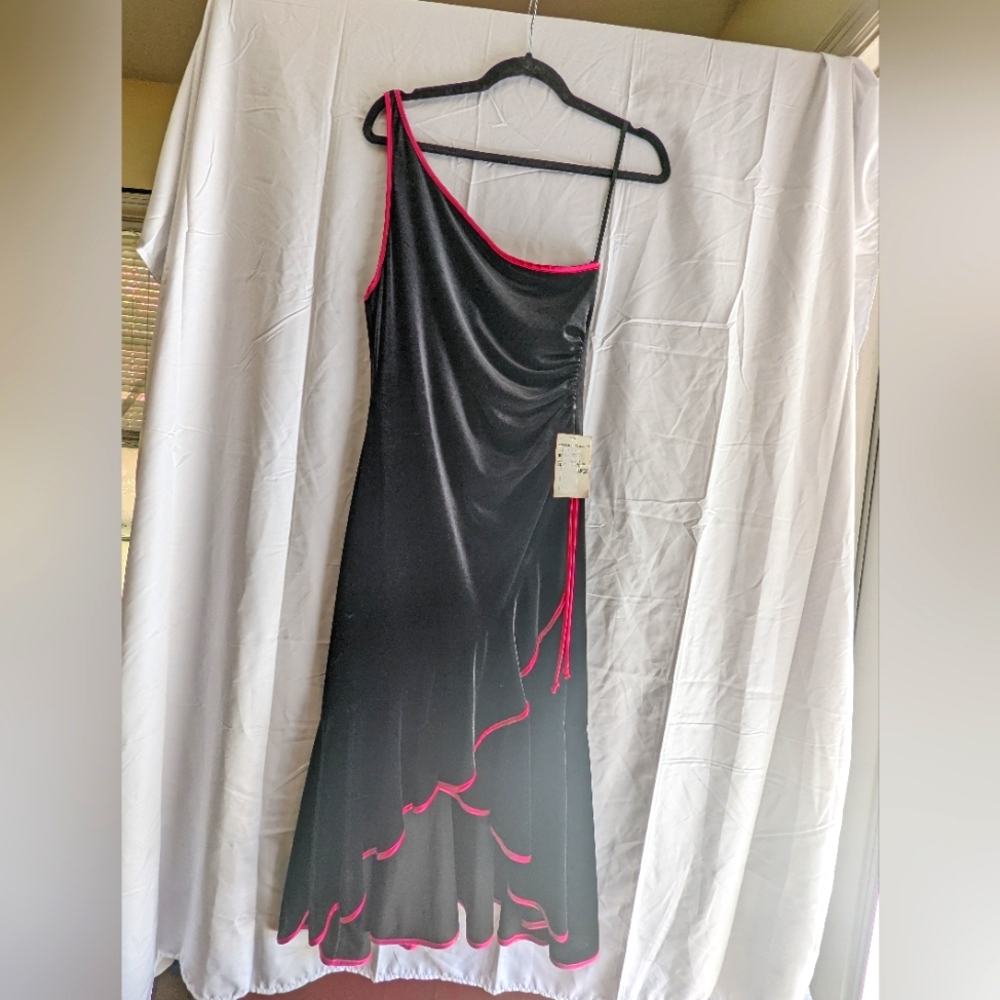 2000s Vintage NWT one shoulder velvet dress